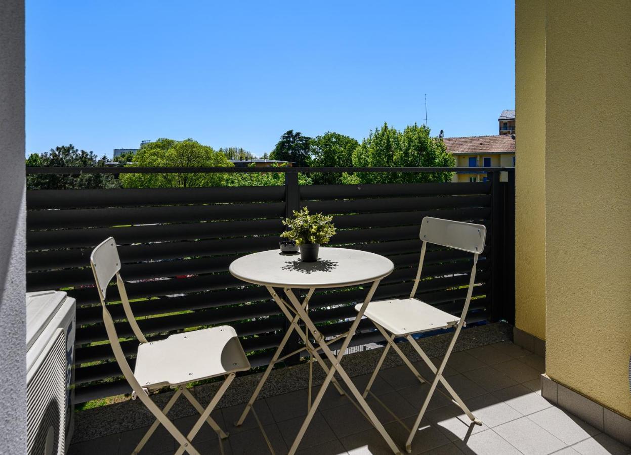 Inganni Charme Apartment Milan Exterior photo